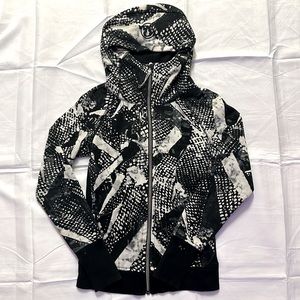 Lululemon Scuba Hoodie, Size 2, Static Mist/Black & White